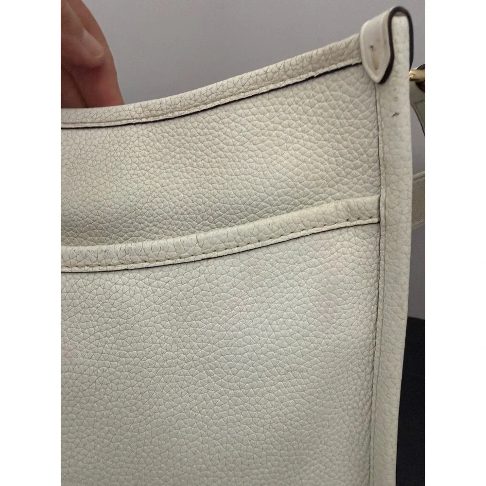 Michael Kors Luisa Messenger Bag White Pebbled Leather Gold Summer Sleek - Picture 10 of 16